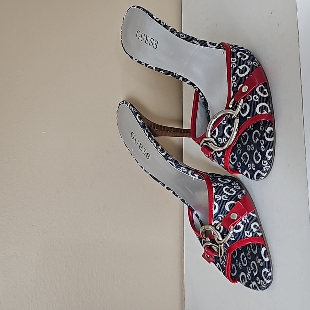 GUESS Kitten Heels